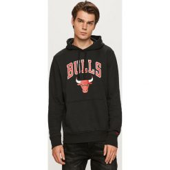 New Era - Bluza. Czarne bluzy męskie New Era, s, z nadrukiem, z bawełny, z kapturem, bez rękawów, z kapturem. W wyprzedaży za 259,90 zł.