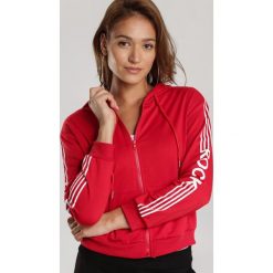 Czerwona Bluza Rhenelaeno. Czerwone bluzy damskie Renee, s, bez wzorów, bez rękawów, bez kaptura. Za 69,99 zł.