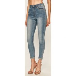 Tally Weijl - Jeansy Spadehigh. Niebieskie jeansy damskie TALLY WEIJL, z podwyższonym stanem. Za 119,90 zł.