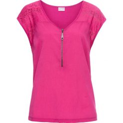 Shirt z koronkową wstawką bonprix różowy. Różowe koszulki damskie bonprix, do pracy, bez wzorów, z koronki, biznesowe, z dekoltem w serek, bez rękawów. Za 74,99 zł.