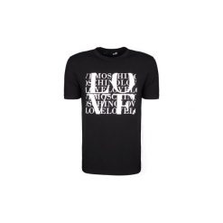 T-shirty z krótkim rękawem Love Moschino M 4 731 71 E 1811. Czarne t-shirty męskie Love Moschino, xl, bez wzorów, bez kołnierzyka, krótkie. Za 289,00 zł.