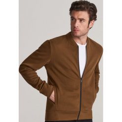 Rozpinana bluza ze stójką - Brązowy. Pomarańczowe bluzy męskie Reserved, s, bez wzorów, ze stójką, bez rękawów, bez kaptura. Za 109,99 zł.