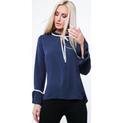 Bluzka ze stójką granatowa MP28450. Niebieskie bluzki damskie marki Fasardi, s, bez wzorów, ze stójką, bez rękawów. Za 39,00 zł.
