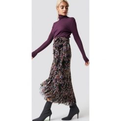 NA-KD Trend Kopertowa spódnica maxi z siateczki - Black,Multicolor. Czarne spódniczki damskie marki NA-KD Trend, bez wzorów, maxi, asymetryczne. W wyprzedaży za 64,78 zł.