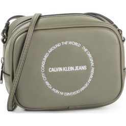 Torebka CALVIN KLEIN JEANS - Sculpted Camera Bag K60K606160 LDY. Zielone listonoszki damskie Calvin Klein Jeans, bez wzorów, z jeansu, bez dodatków. Za 269,00 zł.