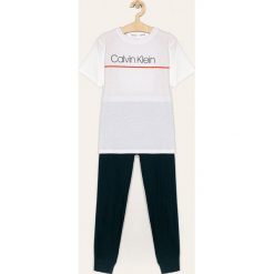 Calvin Klein Underwear - Piżama dziecięca 128-176 cm. Niebieskie piżamy chłopięce Calvin Klein Underwear, z nadrukiem, z bawełny, bez rękawów. W wyprzedaży za 189,90 zł.