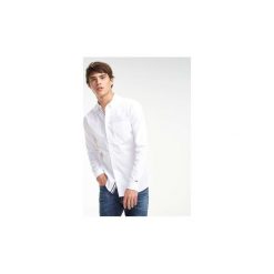 Koszule z długim rękawem Tommy Jeans DM0DM05985 SOLID TWILL. Koszule męskie Tommy Jeans. Za 277,15 zł.