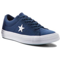 Tenisówki CONVERSE - One Star Ox 160598C Navy/White/Ocean Bliss. Niebieskie półbuty damskie marki Converse, bez wzorów, ze skóry, retro, bez obcasa, na płaskiej podeszwie, bez zapięcia. W wyprzedaży za 229,00 zł.