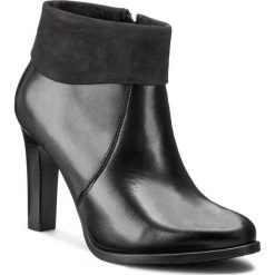 Botki CARINII - B3246 Crust Nero/Samuel 04. Czarne botki damskie skórzane marki Carinii. W wyprzedaży za 219,00 zł.