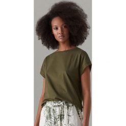 Bawełniana koszulka oversize - Zielony. Zielone koszulki damskie marki Mohito, s, bez wzorów, bez kołnierzyka. Za 39,99 zł.