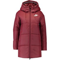 Nike Sportswear Płaszcz zimowy dark red. Czerwone płaszcze damskie zimowe marki Cropp, l. W wyprzedaży za 374,25 zł.