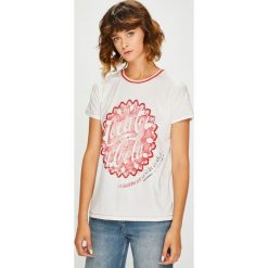 Desigual - Top. Szare topy damskie Desigual, l, z nadrukiem, z bawełny, z okrągłym kołnierzem. W wyprzedaży za 139,90 zł.