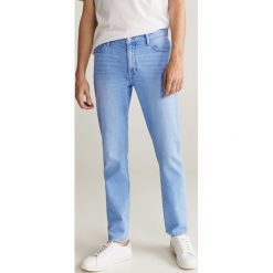 Mango Man - Jeansy Jan. Jeansy męskie Mango Man, bez wzorów. Za 139,99 zł.