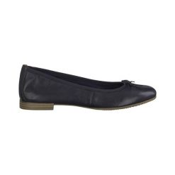 Tamaris Balerinki granatowy female niebieski 38. Niebieskie baleriny damskie Tamaris, bez wzorów, ze skóry, eleganckie, bez obcasa. Za 199,00 zł.