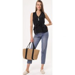 Czarny Top Dancing Bay. Czarne bluzki damskie Born2be, s, bez wzorów, z falbankami. Za 29,99 zł.