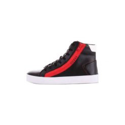 Buty Guess FM5LHILEA12. Brązowe trampki męskie marki Guess, z aplikacjami, bez zapięcia. Za 476,76 zł.