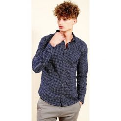 Granatowa koszula męska we wzór. Niebieskie koszule męskie Armani Jeans, xl, bez wzorów, z bawełny, z włoskim kołnierzykiem, bez rękawów. Za 225,00 zł.