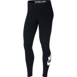 Spodnie Nike Wmns NSW Legging Legasee Logo (AH2010-010). Czarne spodnie damskie Nike, bez wzorów, z bawełny. Za 99,99 zł.