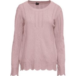 Sweter ażurowy bonprix matowy jasnoróżowy. Fioletowe swetry damskie bonprix, bez wzorów, bez rękawów, bez kaptura. Za 64,99 zł.