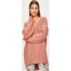 Answear - Sweter. Różowe swetry damskie ANSWEAR, s, bez wzorów, z wiskozy, bez rękawów, bez kaptura. W wyprzedaży za 89,90 zł.