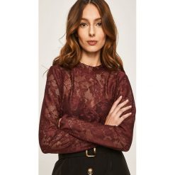 Answear - Bluzka. Brązowe bluzki damskie ANSWEAR, s, w koronkowe wzory, z elastanu, z okrągłym kołnierzem, z długim rękawem. W wyprzedaży za 49,90 zł.