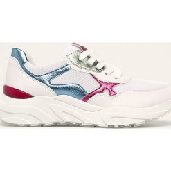 Marco Tozzi - Buty. Białe buty sportowe damskie Marco Tozzi, bez wzorów, z gumy, sportowe. Za 199,90 zł.
