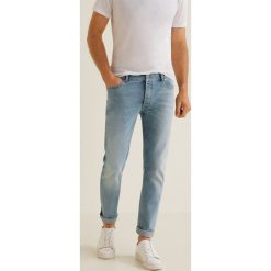 Mango Man - Jeansy Tim3. Niebieskie jeansy męskie regular Mango Man. Za 199,90 zł.
