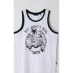 Tank top z kontrastową lamówka -. Koszulki męskie Cropp, xl, bez wzorów, z kontrastowym kołnierzykiem. W wyprzedaży za 19,99 zł.