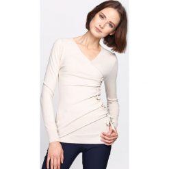 Beżowy Sweter No Denying. Brązowe swetry klasyczne damskie Born2be, na jesień, l. Za 64,99 zł.
