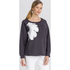 BLUZA HULL Weekend Max Mara. Czarne bluzy damskie Weekend Max Mara, s, z haftami, z materiału, bez rękawów, bez kaptura. Za 440,30 zł.