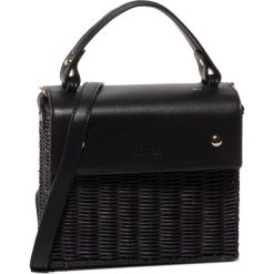 Torebka MONNARI - BAG3660-020 Black 2. Czarne torebki klasyczne damskie Monnari, bez wzorów, ze skóry ekologicznej, klasyczne, bez dodatków. W wyprzedaży za 129,00 zł.