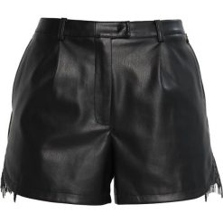 Bermudy damskie: Patrizia Pepe Szorty black