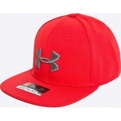 Under Armour - Czapka. Czerwone czapki męskie marki Under Armour, z poliesteru. W wyprzedaży za 99,90 zł.