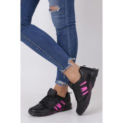 Czarne buty sportowe sznurowane Casu RJ-316-2. Czarne buty sportowe damskie Casu, bez wzorów, sportowe. Za 49,99 zł.