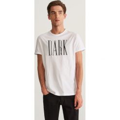 T-shirt Dark - Biały. Białe t-shirty męskie Reserved, l. Za 39,99 zł.