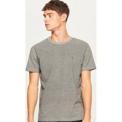 T-shirt z tkaniny strukturalnej - Szary. Szare t-shirty męskie Reserved, l, z tkaniny. Za 49,99 zł.