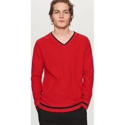 Swetry klasyczne męskie: Sweter z dekoltem v-neck – Czerwony