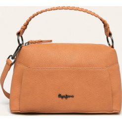 Pepe Jeans - Torebka Braid. Czerwone listonoszki damskie Pepe Jeans, w paski, z poliesteru, na ramię, małe, bez dodatków. W wyprzedaży za 259,90 zł.
