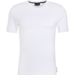 Emporio Armani Tshirt basic white. Białe koszulki polo męskie Emporio Armani, l, z elastanu. W wyprzedaży za 367,20 zł.