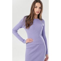 Fioletowy Sweter Charrahne. Fioletowe swetry damskie Born2be, s, bez wzorów, bez rękawów, bez kaptura. Za 99,99 zł.