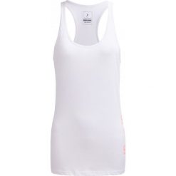 Top damski TSDF601 - biały - Outhorn. Białe koszulki damskie Outhorn, z materiału, street. W wyprzedaży za 19,99 zł.