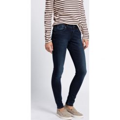 Scotch & Soda - Jeansy La Parisienne. Niebieskie jeansy damskie rurki marki Scotch & Soda, z aplikacjami, z bawełny. W wyprzedaży za 259,90 zł.