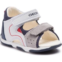 Sandały GEOX - B S.Tapuz B. B B920XB 08522 C0899 M White/Navy. Białe sandały chłopięce marki Geox, ze skóry, bez zapięcia. Za 239,00 zł.