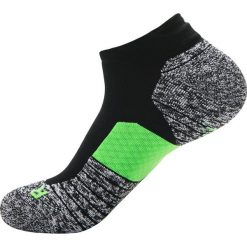 Under Armour Skarpetki Zielony Szary. Szare skarpetki męskie Under Armour, bez wzorów, z elastanu. Za 68,95 zł.