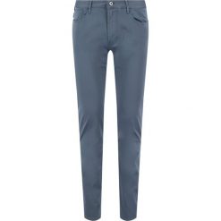 Spodnie materiałowe Emporio Armani 3H1J06 1NEDZ 0758. Niebieskie jeansy męskie Emporio Armani, m, bez wzorów, z elastanu. Za 679,00 zł.