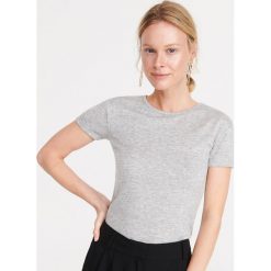 T-shirt z melanzowej dzianiny - Jasny szary. Szare t-shirty damskie Reserved, s, bez wzorów, z dzianiny, bez kołnierzyka. Za 39,99 zł.