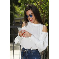 Damska bluzka FEYA WHITE. Białe bluzki damskie Damska bluzka FEYA WHITE, s, bez wzorów, bez kołnierzyka, bez rękawów. W wyprzedaży za 79,00 zł.