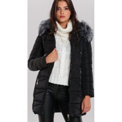 Czarna Kurtka Burnley. Czarne kurtki damskie Renee, na zimę, s, bez wzorów, z kapturem. Za 229,99 zł.
