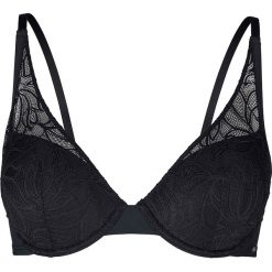 Biustonosz push-up w kolorze czarnym. Czarne biustonosze Skiny Women & Men, w koronkowe wzory, z koronki. W wyprzedaży za 104,95 zł.