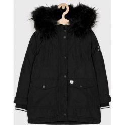 Pepe Jeans - Kurtka dziecięca Marianne 122-180 cm. Czarne kurtki dziewczęce Pepe Jeans, bez wzorów, z poliesteru, długie, bez kaptura. W wyprzedaży za 269,90 zł.